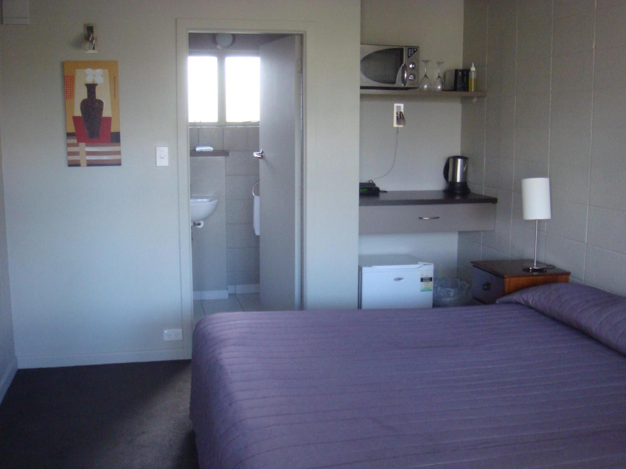 Bristol Motel Upper Hutt Extérieur photo