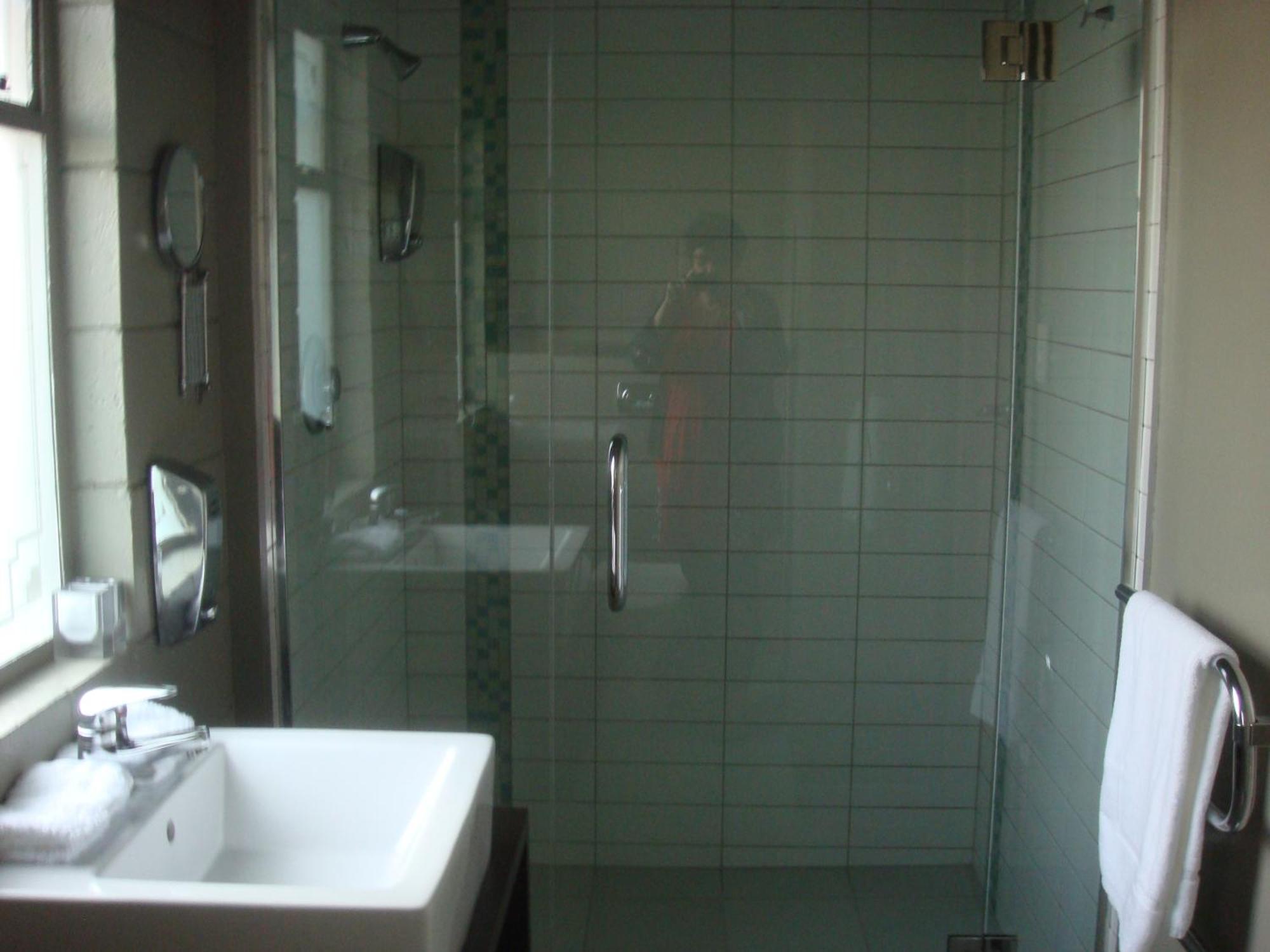 Bristol Motel Upper Hutt Extérieur photo
