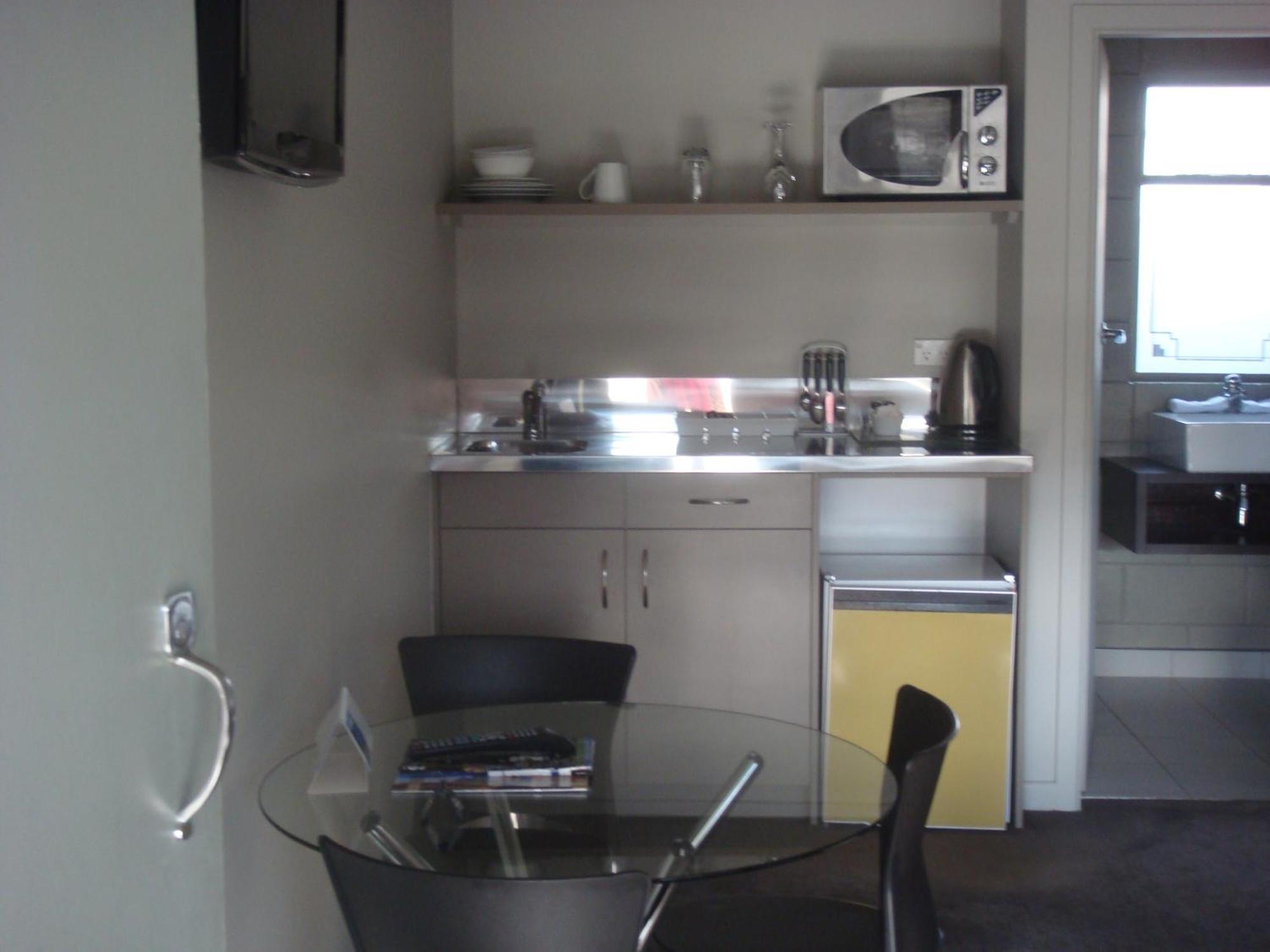 Bristol Motel Upper Hutt Extérieur photo
