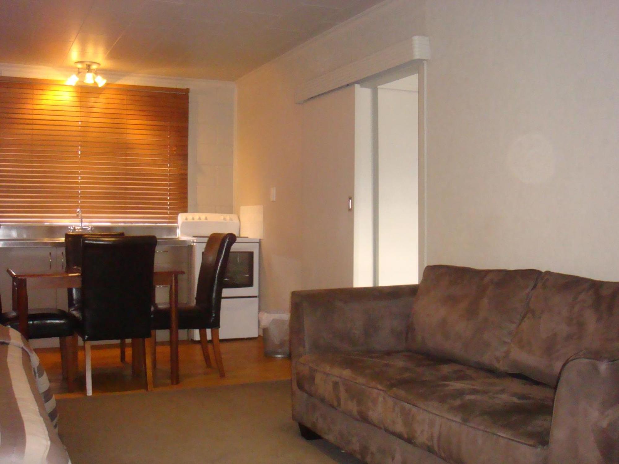 Bristol Motel Upper Hutt Extérieur photo